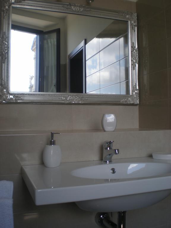 Hotel Piazza Degli Angeli Asís Habitación foto